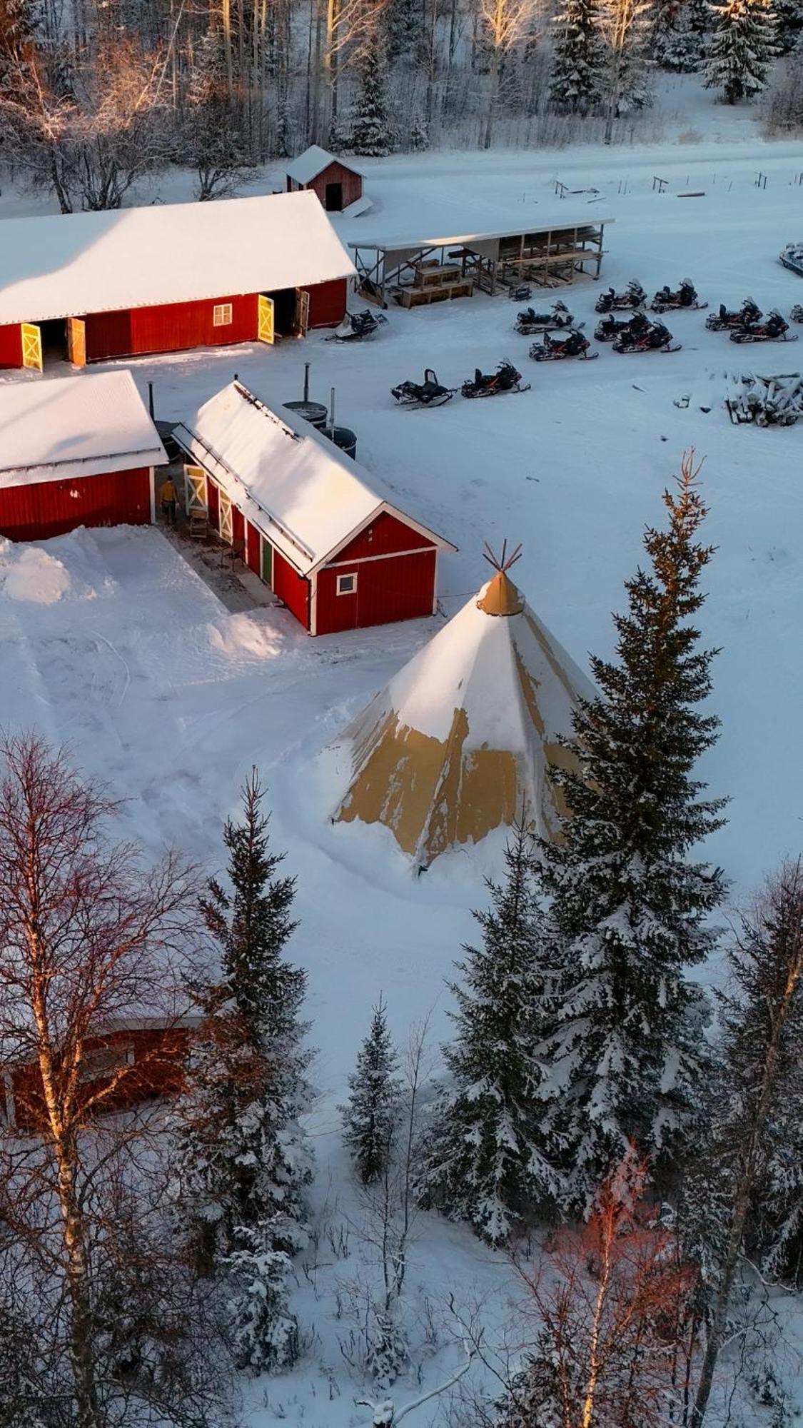 Ice And Light Village Mattsund Exterior photo